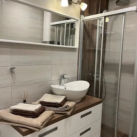 Lenny Белград